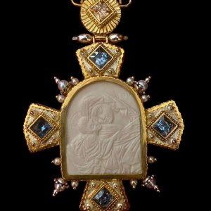 pectoral cross